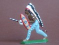 101 - Indianer vorgehend mit Speer und Schild